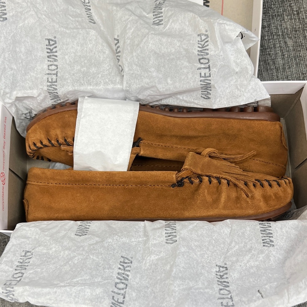 Minnetonka Kitty Suede Driving Shoe